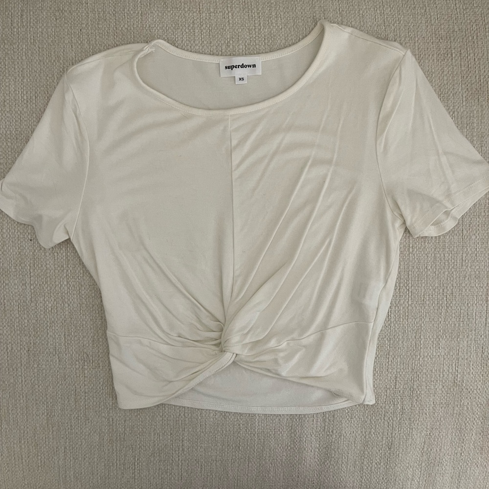 Cropped white Superdown top